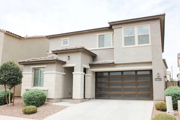$2,500 | 4754 East Olive Avenue, Gilbert, AZ 85234