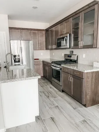 $2,500 | 4754 East Olive Avenue, Gilbert, AZ 85234