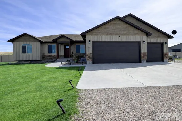 $695,000 | 7647 South Packbridge Lane, Idaho Falls, ID 83406