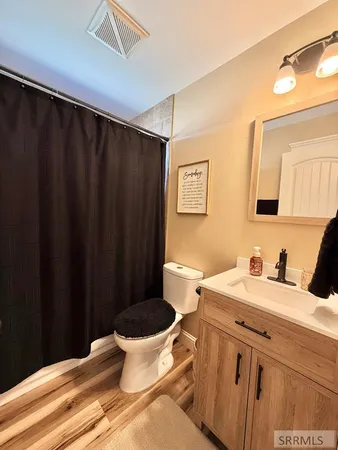 $650,000 | 7647 South Packbridge Lane, Idaho Falls, ID 83406