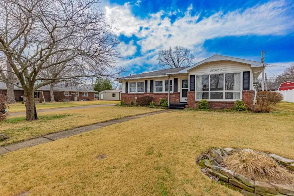 $1,395 | 724 East Lincoln Avenue, Mount Vernon, IN 47620
