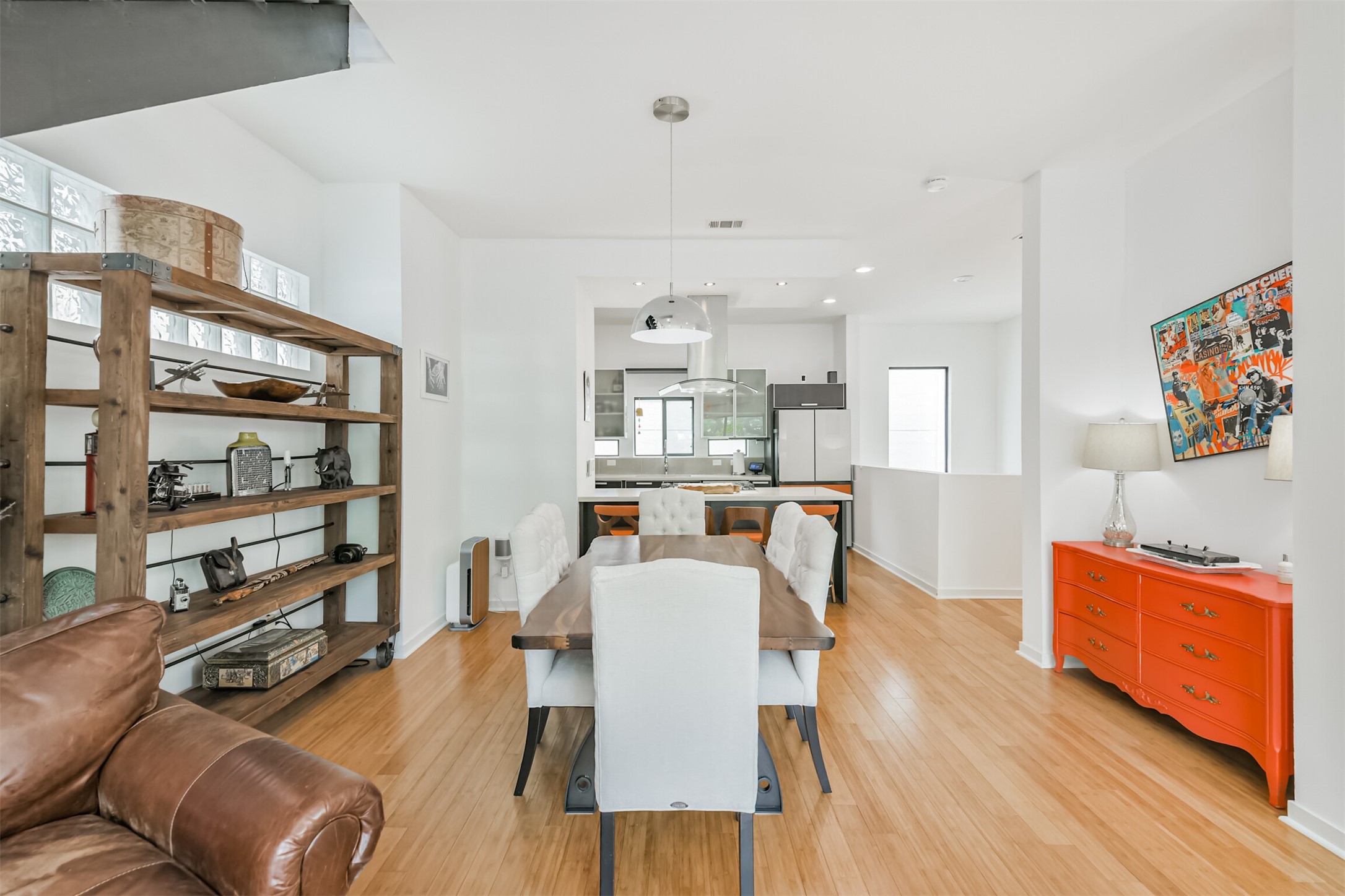 406 Pacific Street Houston, TX 77006 - Photo 12 of 34