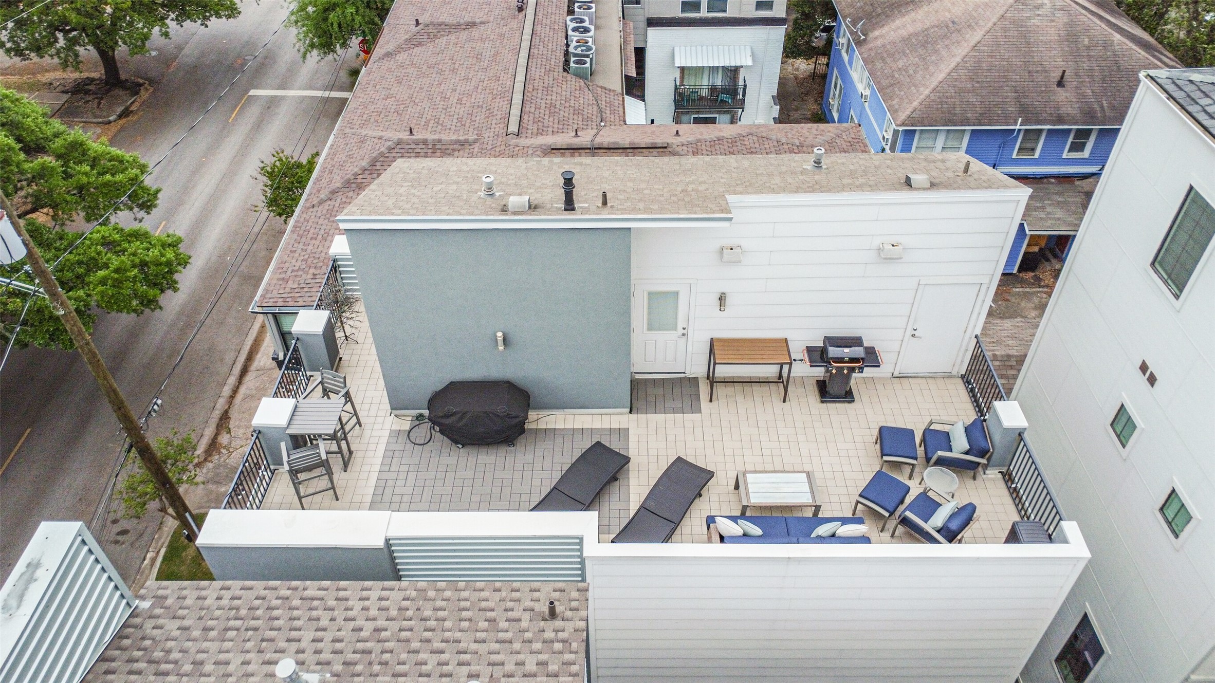 406 Pacific Street Houston, TX 77006 - Photo 32 of 34