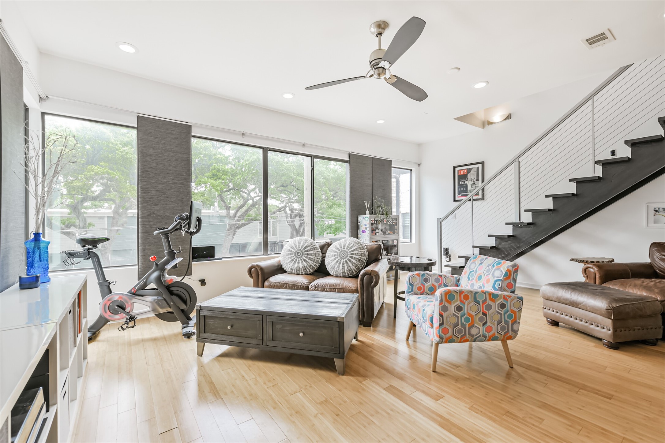 406 Pacific Street Houston, TX 77006 - Photo 8 of 34 Custom Shades can be configured anyway - just slide them and arrange to your favorite design.