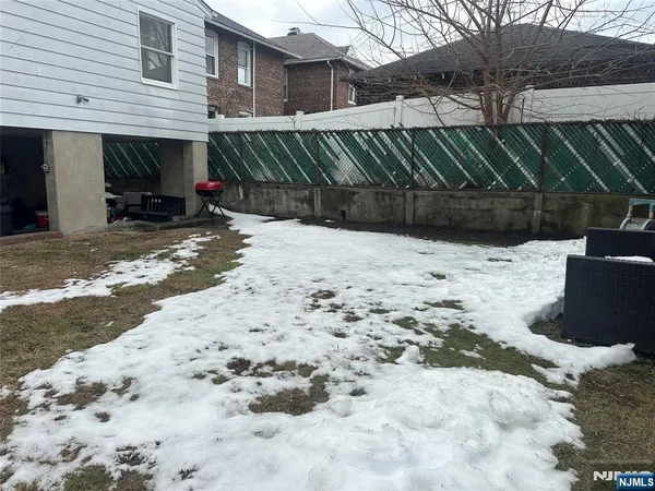 $3,000 | 8 Laird Place, Unit 1, Cliffside Park, NJ 07010