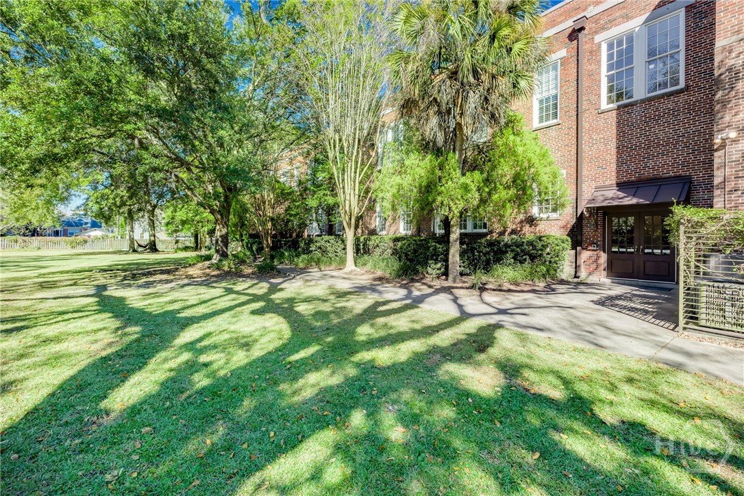 1835 Skidaway Road, Unit 204 Savannah, GA 31404 - Photo 31 of 34