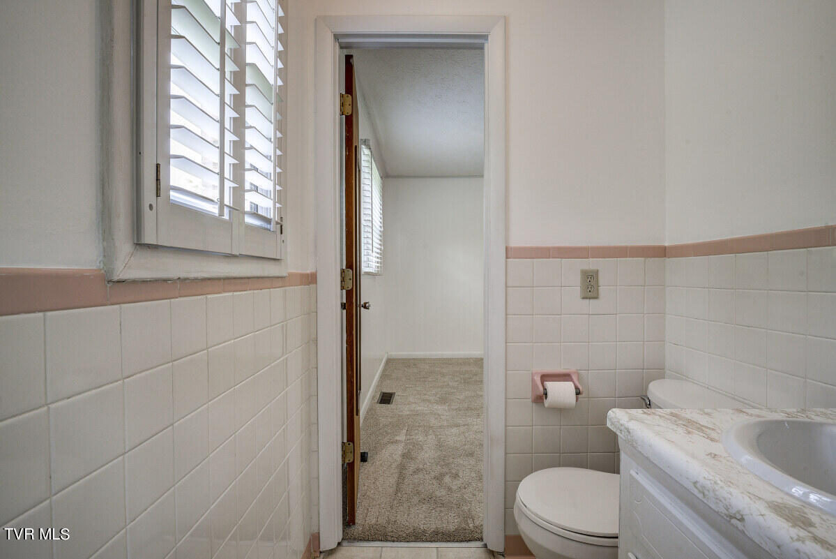 1871 Pine Orchard Road Butler, TN 37640 - Photo 34 of 64 Pine-21