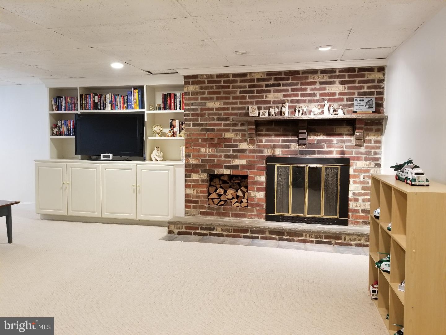 116 Hillview Drive Springfield, PA 19064 - Photo 19 of 25 Basement - Finished