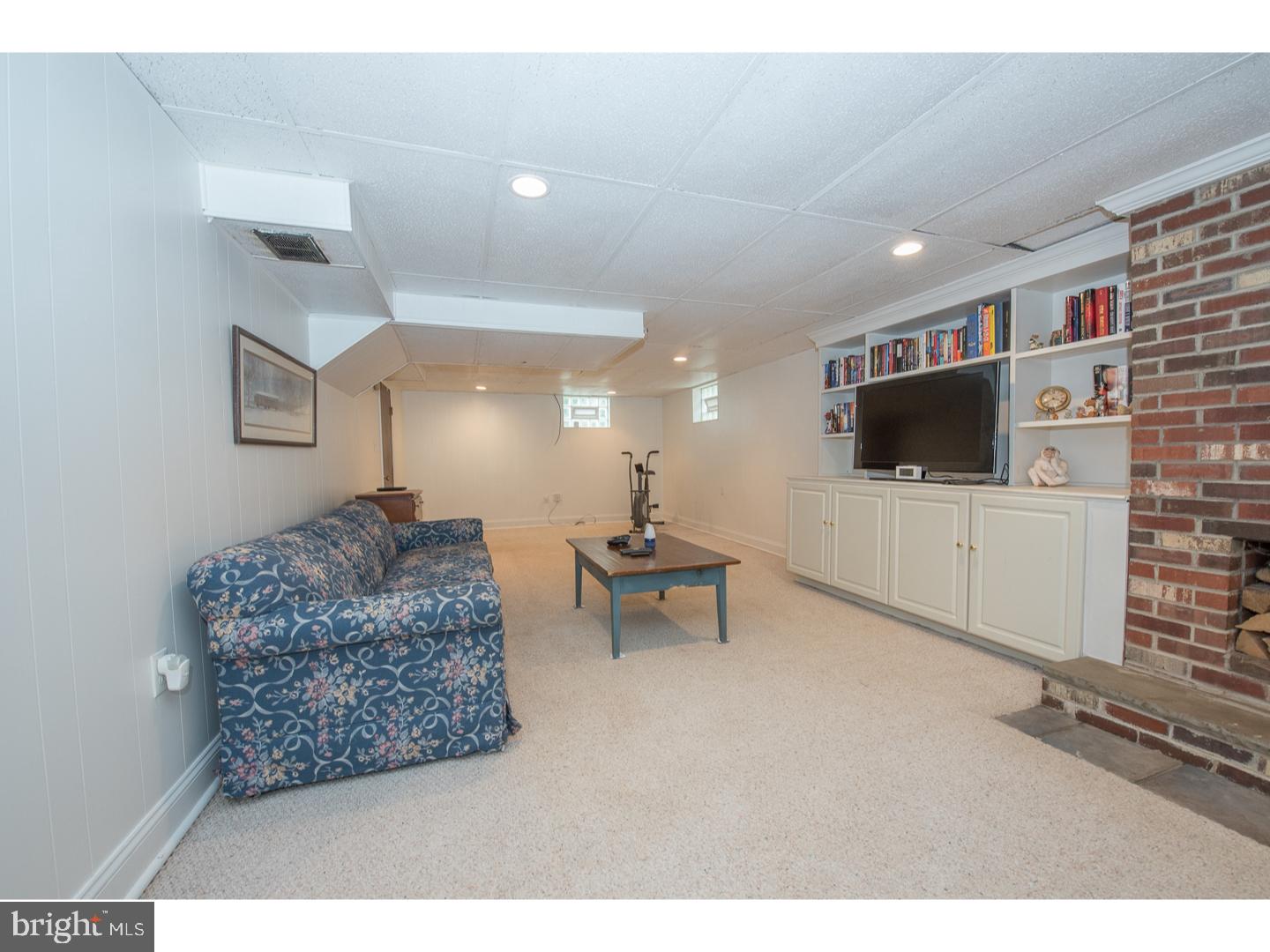 116 Hillview Drive Springfield, PA 19064 - Photo 20 of 25 Basement - Finished