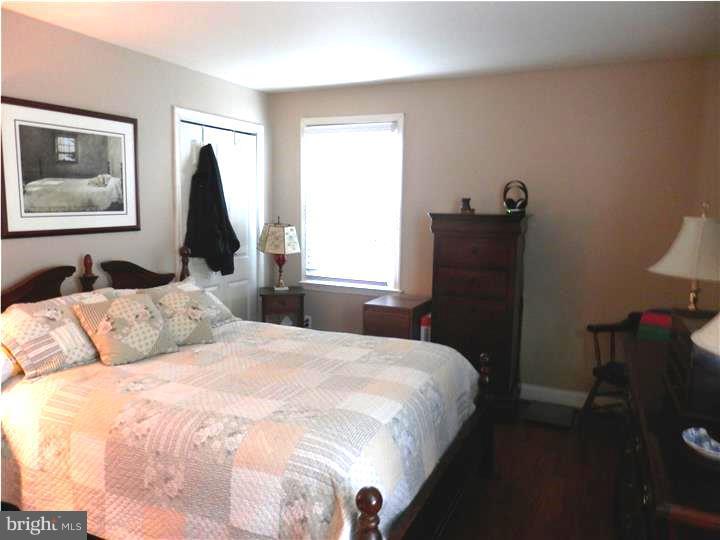 12 Taylor Road Conshohocken, PA 19428 - Photo 12 of 19 Bedroom - Main