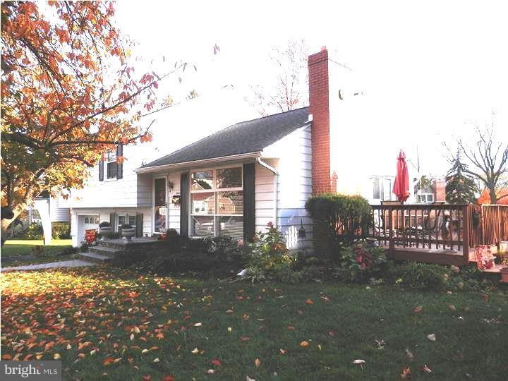 12 Taylor Road Conshohocken, PA 19428 - Photo 3 of 19 Exterior Side