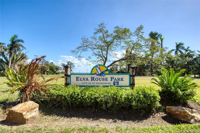 $3,200 | 1120 North Shore Drive Northeast, Unit 301, St. Petersburg, FL 33701