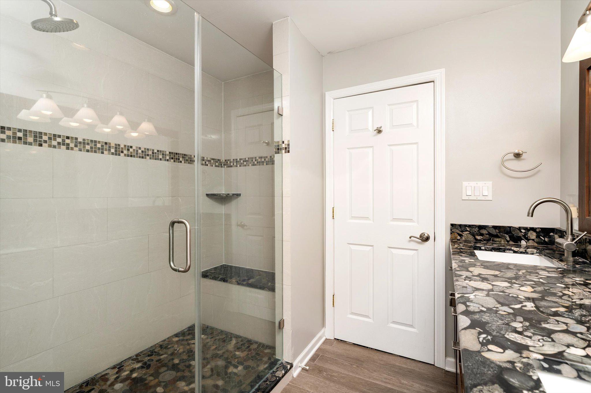 327 Gordon Road Robbinsville, NJ 08691 - Photo 21 of 42