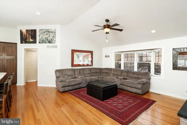 $849,000 | 327 Gordon Road, Robbinsville, NJ 08691