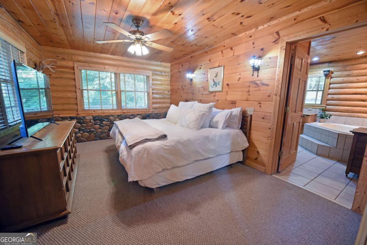 2682 Douthit Road Mineral Bluff, GA 30559 - Photo 15 of 60