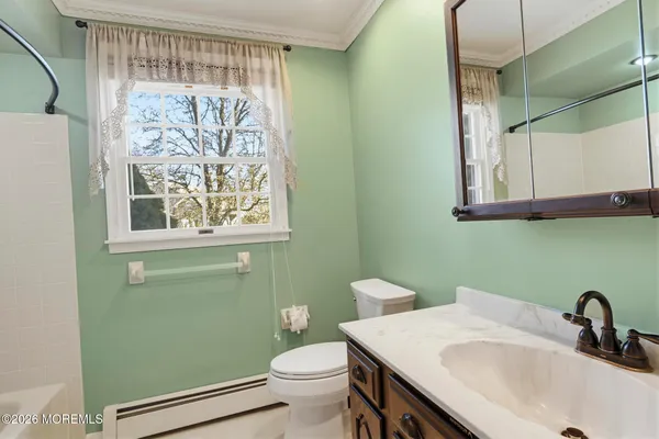 $409,000 | 1523 Heatherleaf Lane, Toms River, NJ 08755