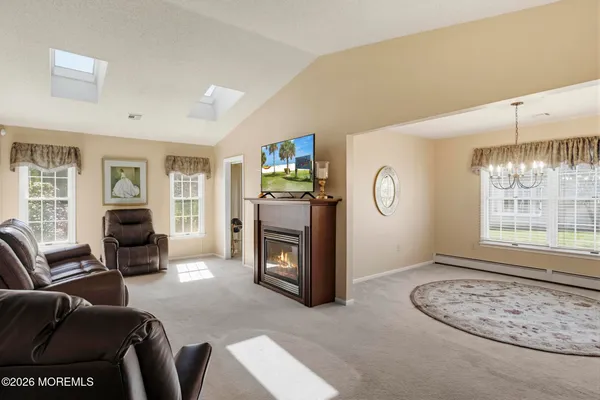 $409,000 | 1523 Heatherleaf Lane, Toms River, NJ 08755