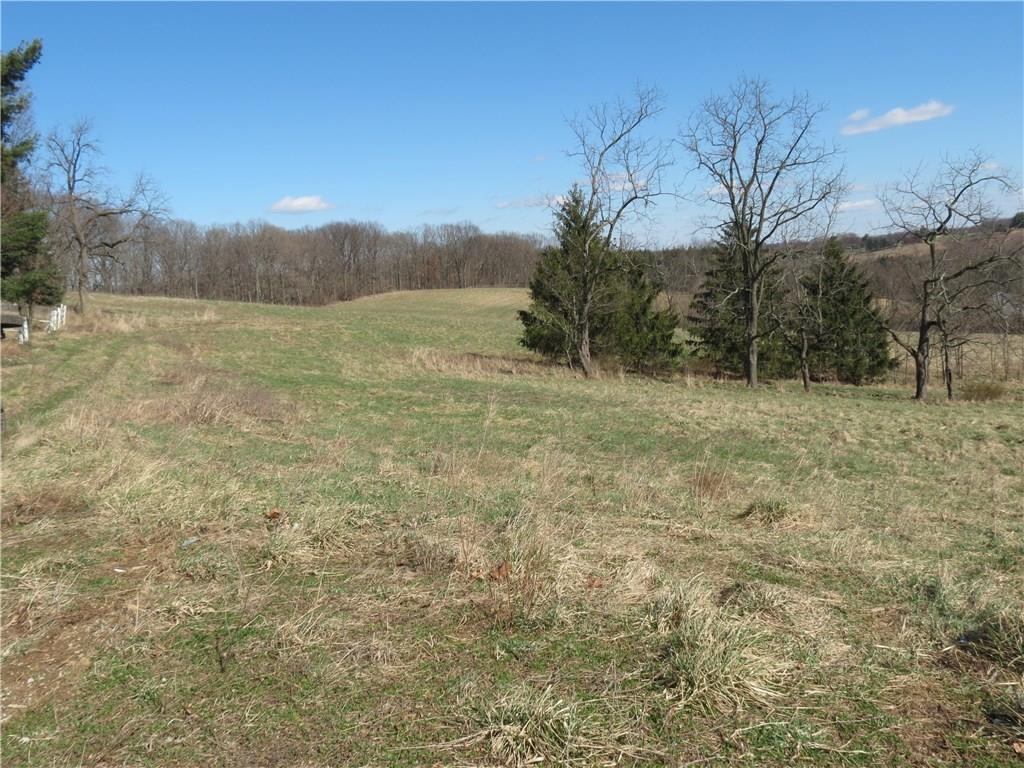 930 Thomas Eighty Four Road Eighty Four, PA 15330 - Photo 4 of 15