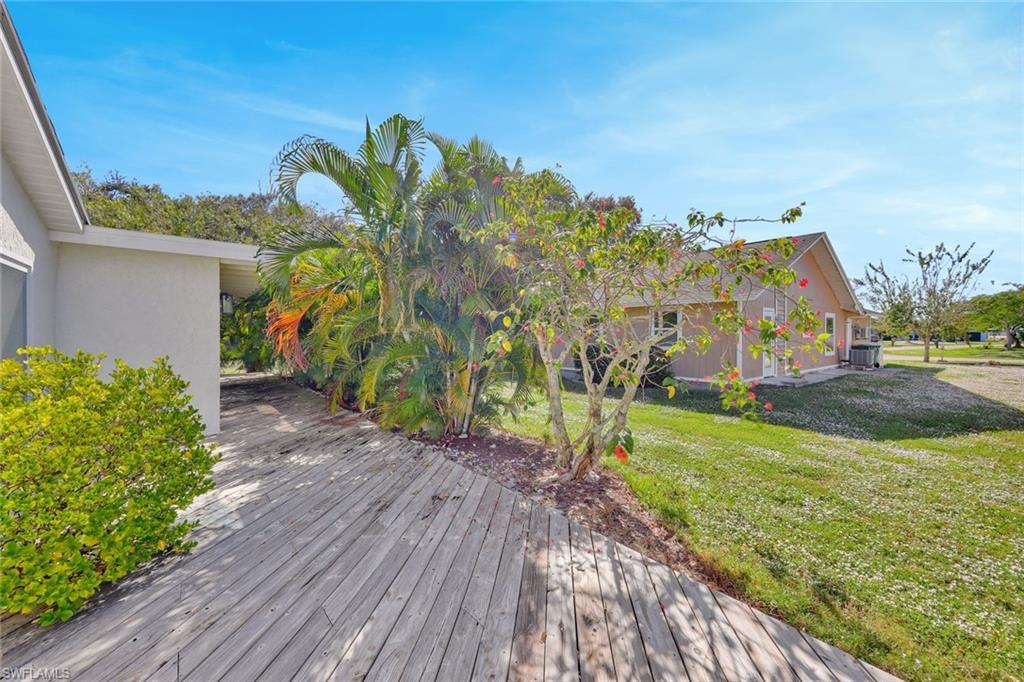 105 Blue Ridge Drive, Unit 20 Naples, FL 34112 - Photo 15 of 15 Gallery Image 15