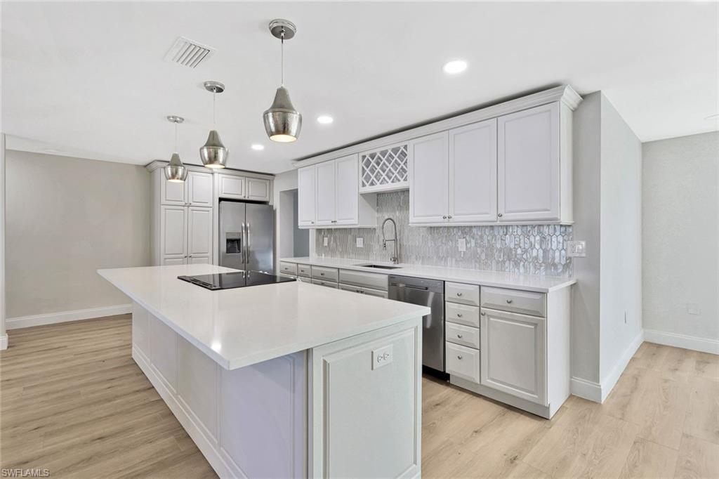 105 Blue Ridge Drive, Unit 20 Naples, FL 34112 - Photo 5 of 15 Gallery Image 5