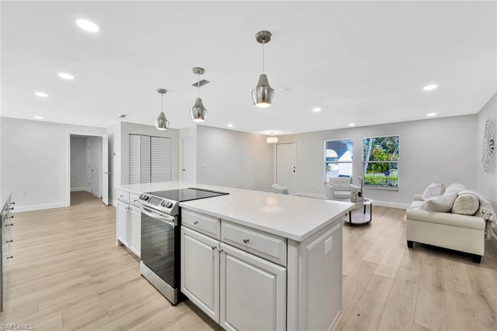 105 Blue Ridge Drive, Unit 20 Naples, FL 34112 - Photo 6 of 15 Gallery Image 6