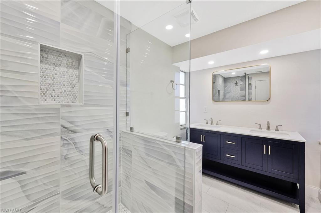 105 Blue Ridge Drive, Unit 20 Naples, FL 34112 - Photo 9 of 15 Gallery Image 9