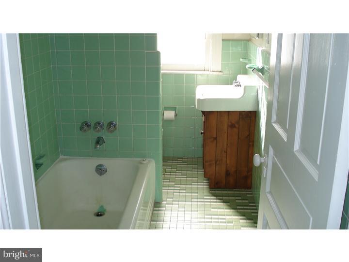 412 Maple Street Jenkintown, PA 19046 - Photo 17 of 24 Unit #2