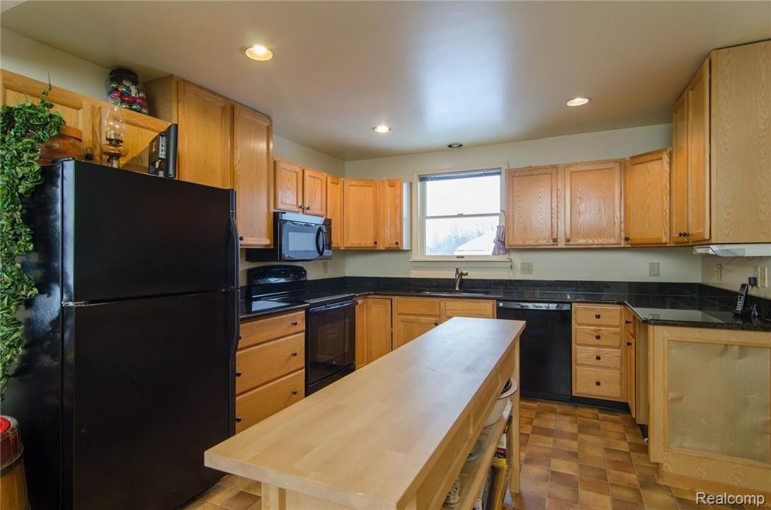 2310 Dutcher Road Howell, MI 48843 - Photo 4 of 43 GRU_22.jpg