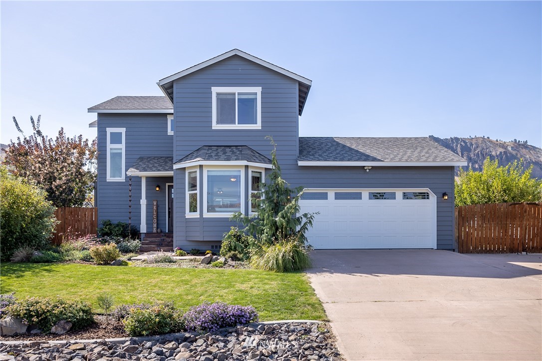 1512 Rex Road Wenatchee, WA 98801 - Photo 2 of 25 Gallery Image 2