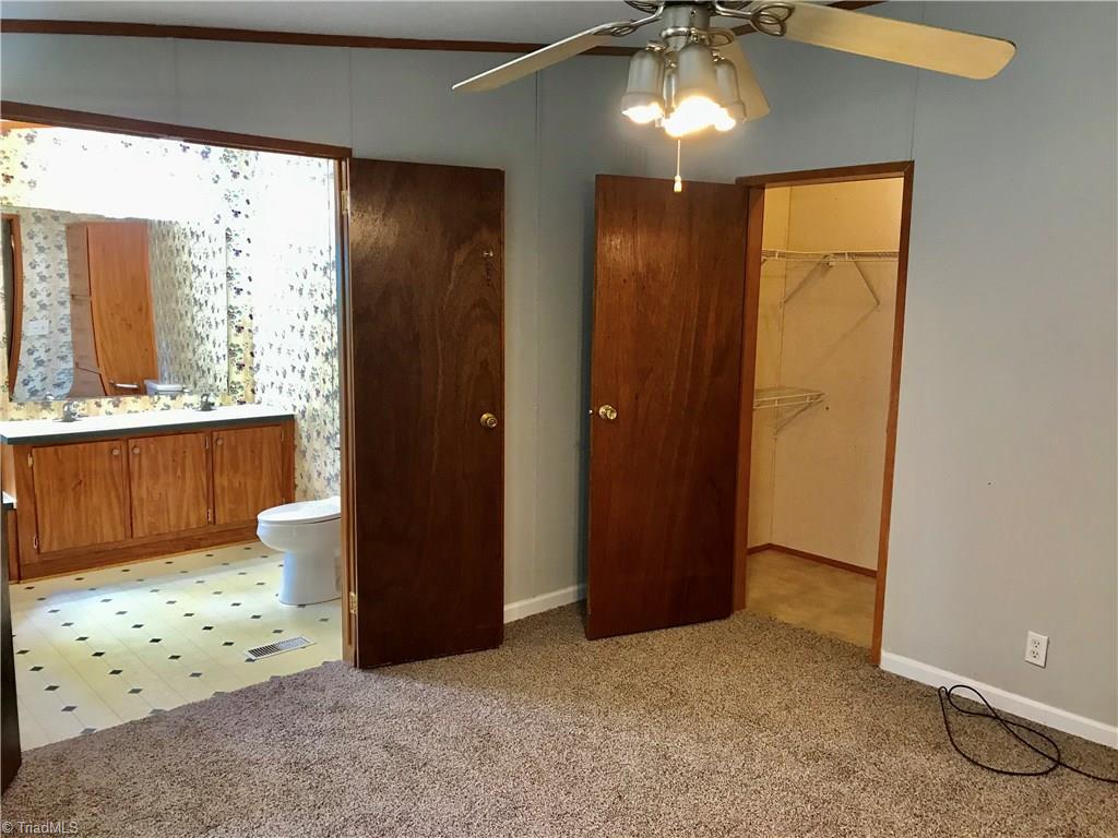 4534 Robbins Road Jonesville, NC 28642 - Photo 14 of 18 Gallery Image 14