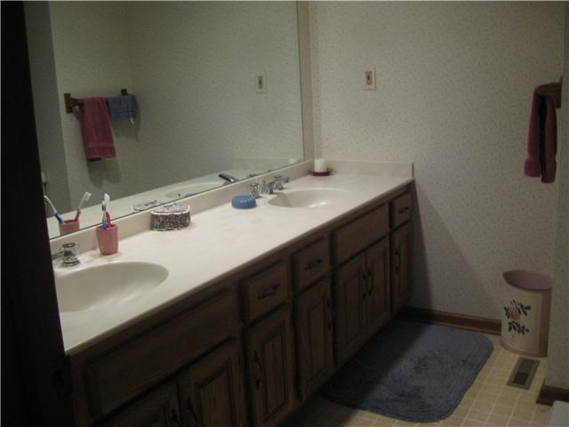 2666 Kent Road Upper Arlington, OH 43221 - Photo 17 of 24