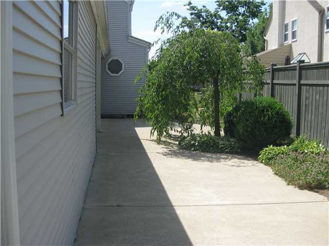 2666 Kent Road Upper Arlington, OH 43221 - Photo 20 of 24