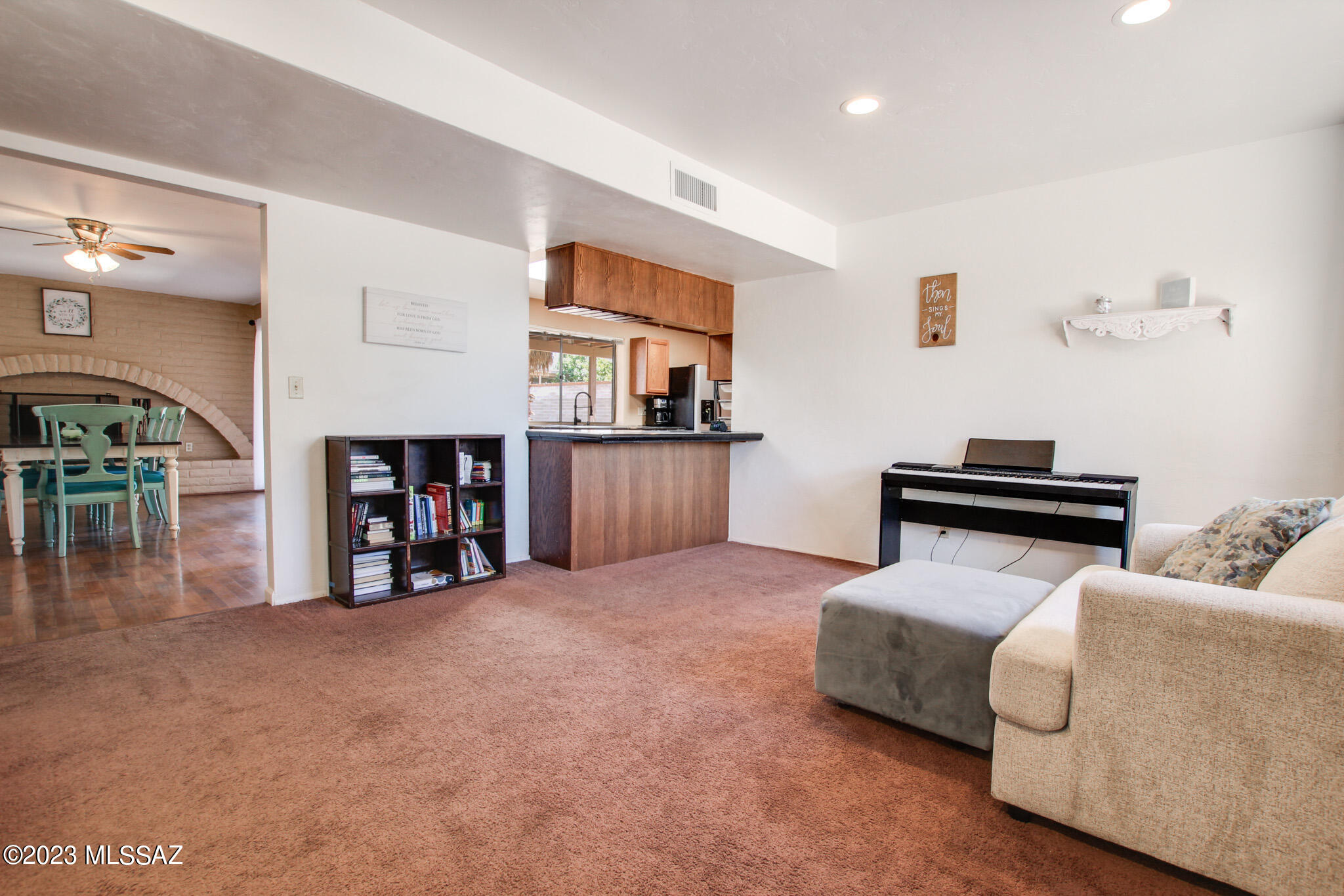 9201 East Stella Road Tucson, AZ 85730 - Photo 9 of 47