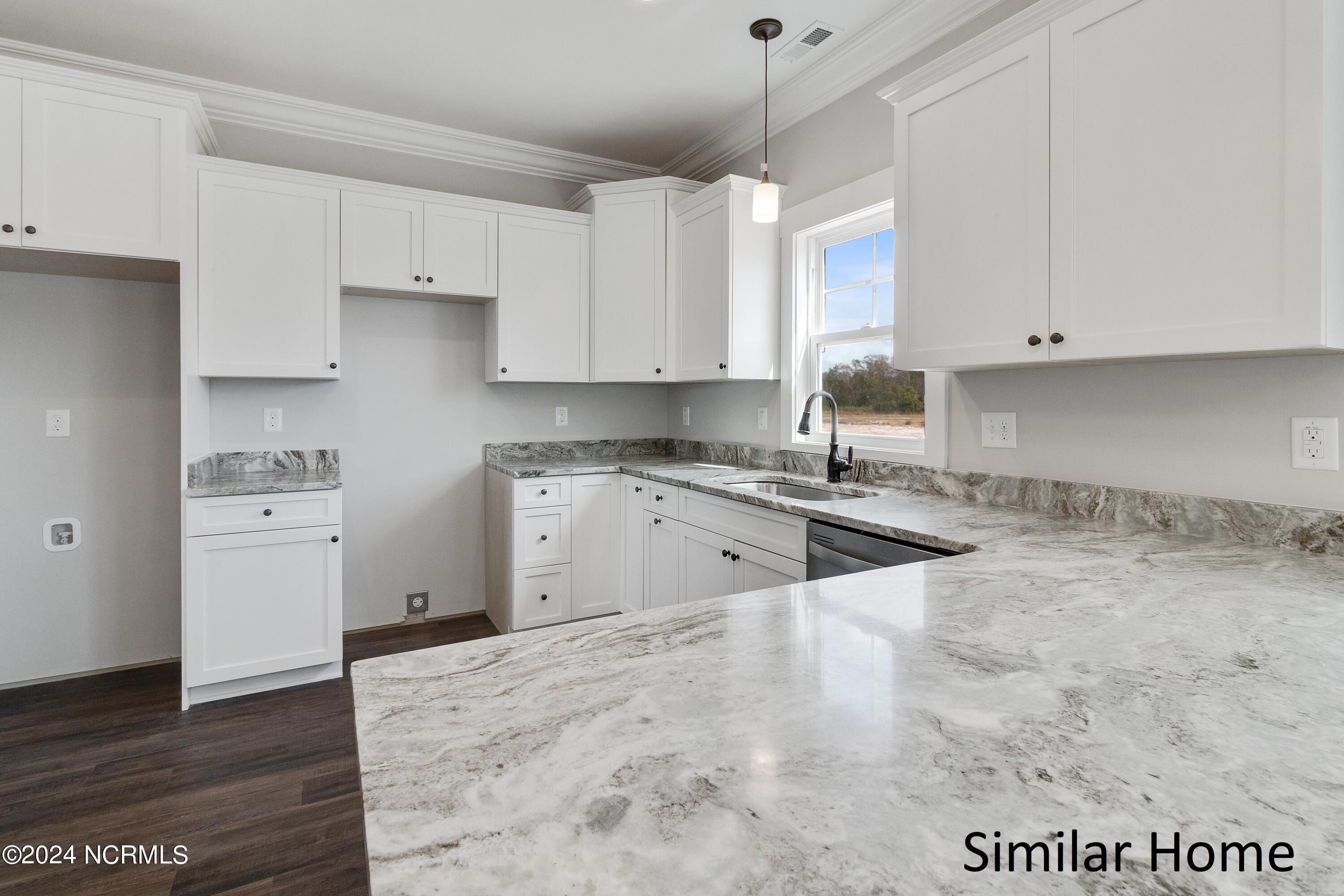 403 Bay Harbor Hubert, NC 28539 - Photo 8 of 29 Westport - Similar Home