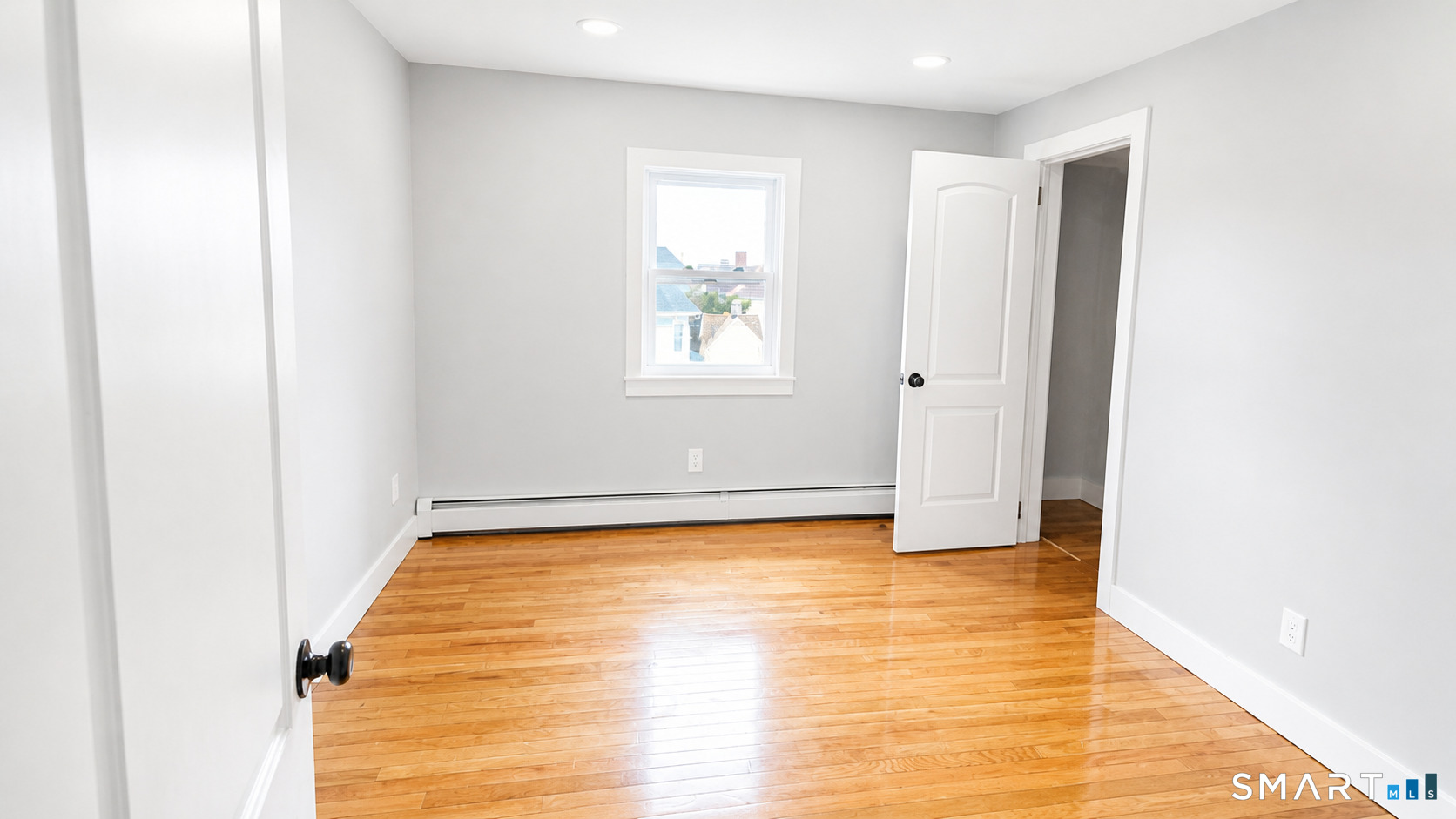 47 Perry Street, Unit 2 New London, CT 06320 - Photo 6 of 7