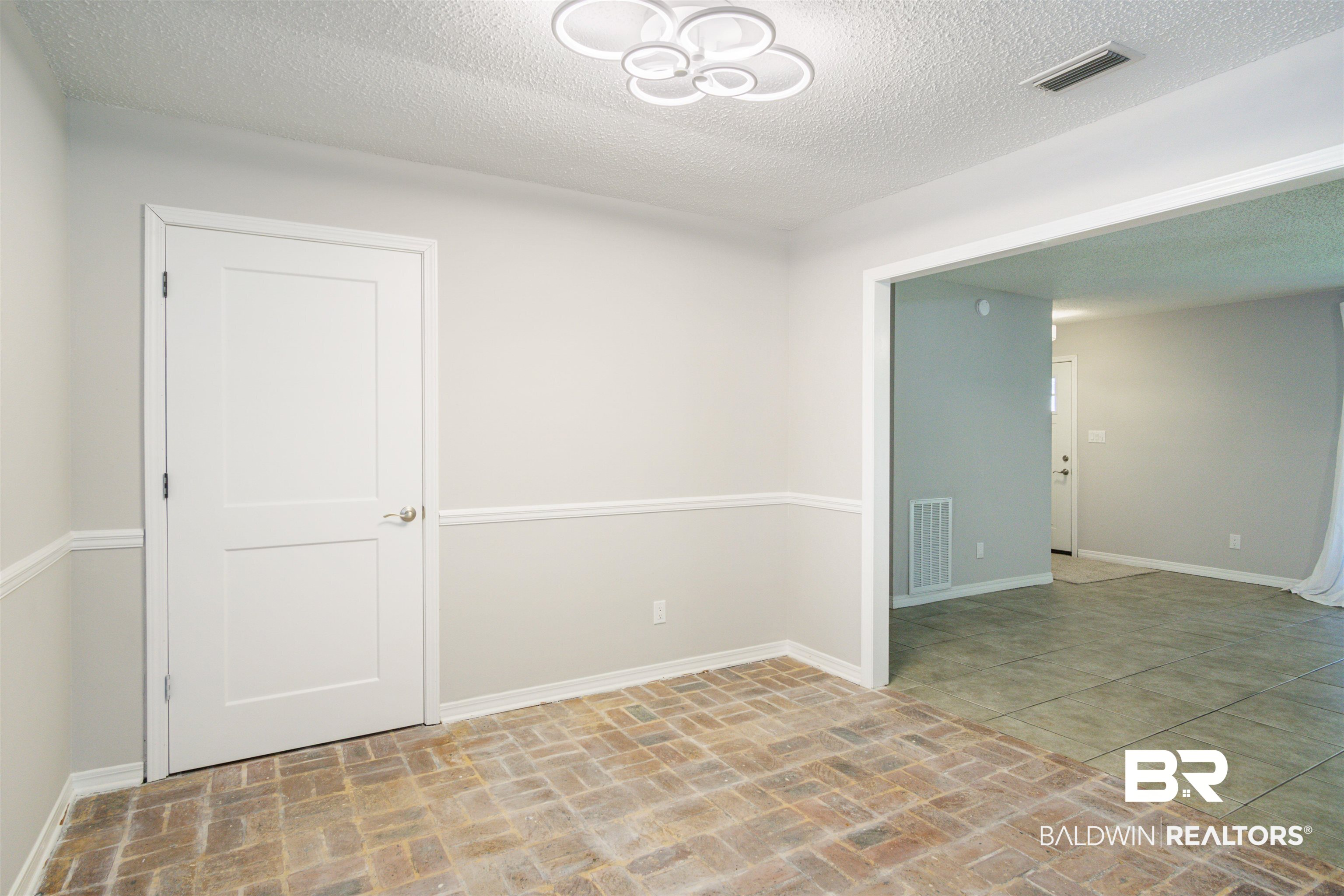 100 Vista Circle Daphne, AL 36526 - Photo 11 of 25