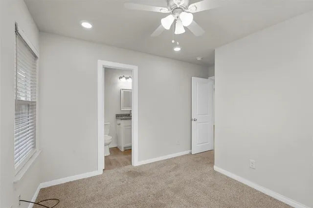 $1,400 | 536 East Carter Street, Sherman, TX 75090