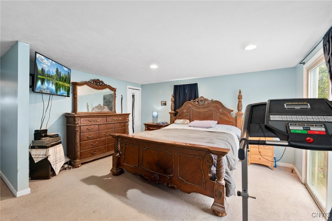 221 Weymouth Road Syracuse, NY 13205 - Photo 12 of 32