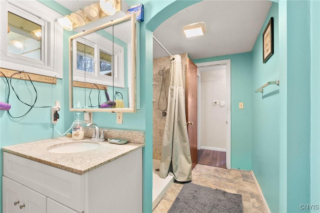 221 Weymouth Road Syracuse, NY 13205 - Photo 21 of 32