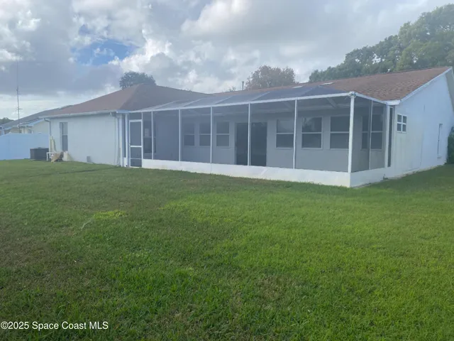 $2,650 | 3166 Lago Vista Drive, Melbourne, FL 32940