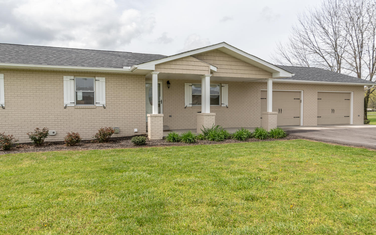 1763 Doc Terry Road Dandridge, TN 37725 - Photo 5 of 34 1763 Doc Terry Rd Dandridge TN-large-033