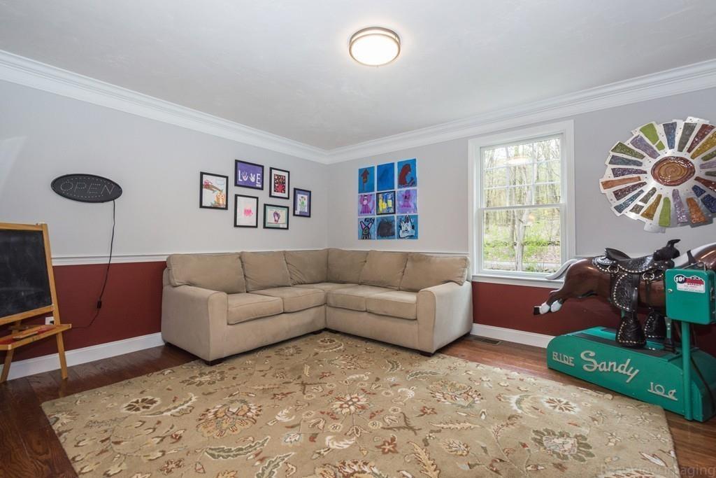 95 Meadow Road Bolton, MA 01740 - Photo 6 of 31 Gallery Image 6