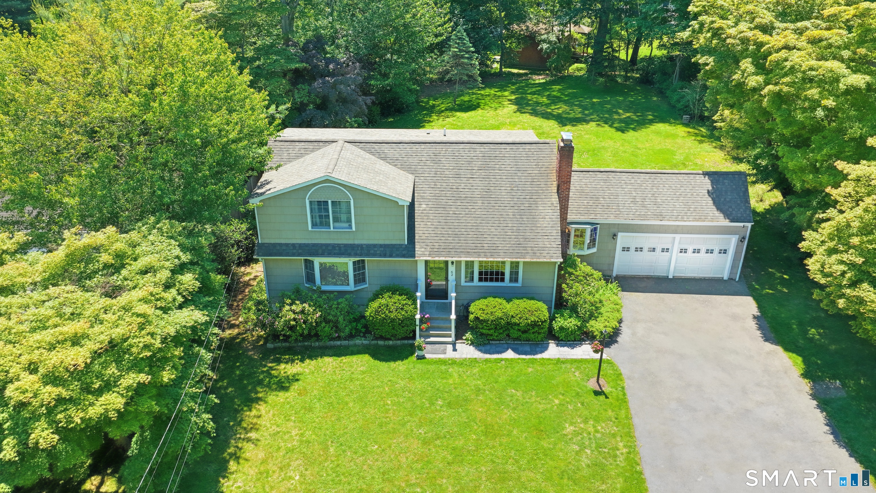 62 Wampus Way Fairfield, CT 06825 - Photo 2 of 40