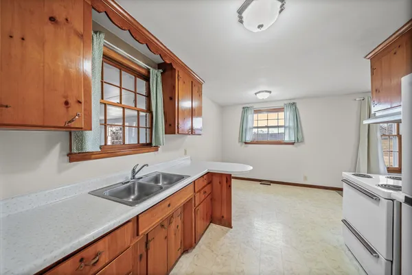 $1,200 | 598 Antioch Road, Dover, TN 37058