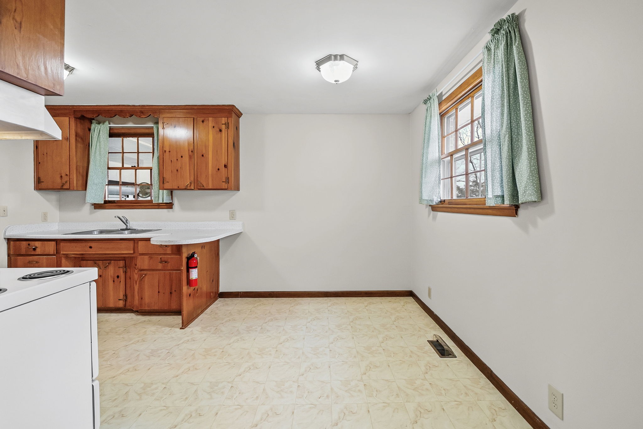 598 Antioch Road Dover, TN 37058 - Photo 7 of 27