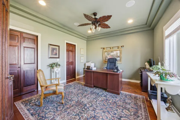 $900,000 | 3413 50th Street North, Fargo, ND 58102