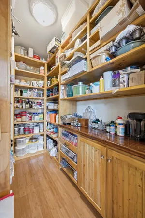 $900,000 | 3413 50th Street North, Fargo, ND 58102