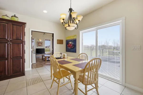 $900,000 | 3413 50th Street North, Fargo, ND 58102