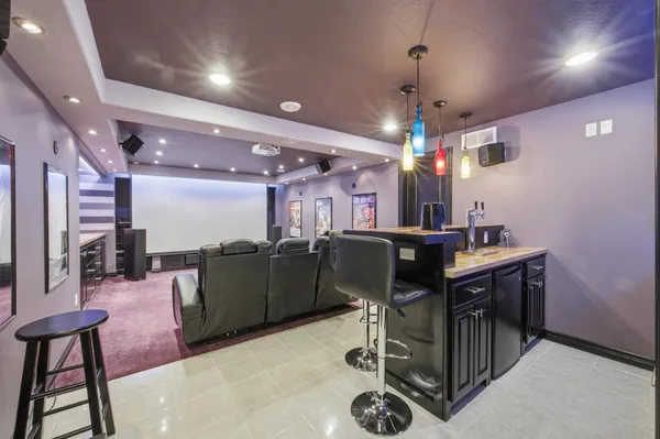 $900,000 | 3413 50th Street North, Fargo, ND 58102