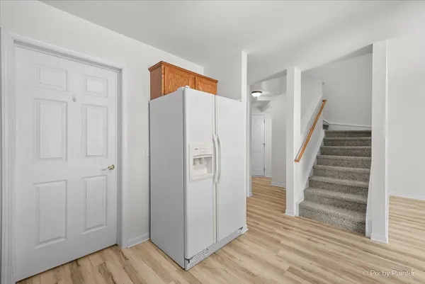 $325,000 | 2724 Granite Court, Crystal Lake, IL 60012